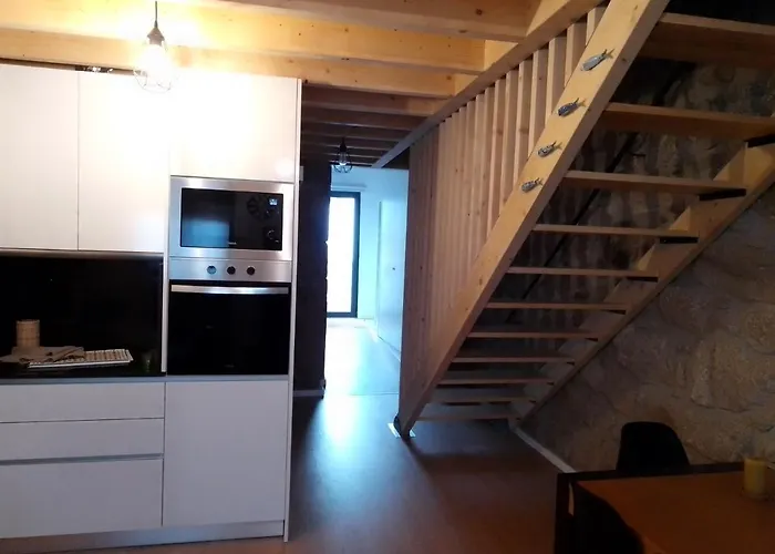 別荘 Casa Da Florbela ファフェ