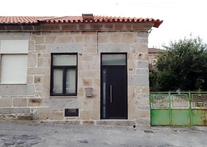 Dom wakacyjny Casa Da Florbela